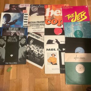 40x 12” MAXI – mix av 80/90-tal pop, dance, synth & soul – UK